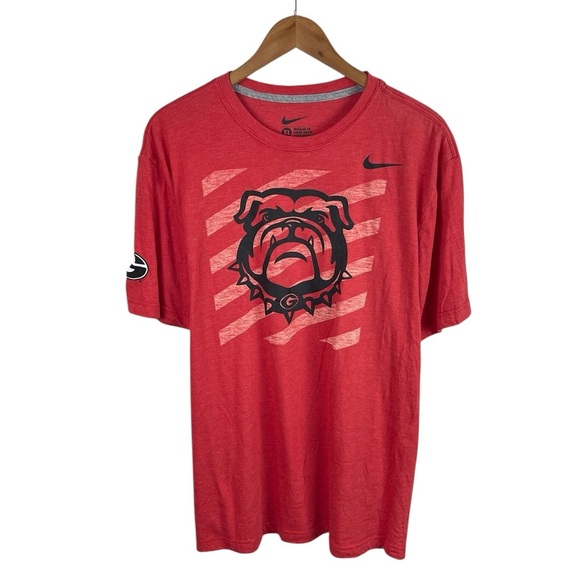 TS451 Men’s Nike Regular Fit Georgia Bulldogs Collegiate Athletic Sport Shirt XL - Picture 1 of 3